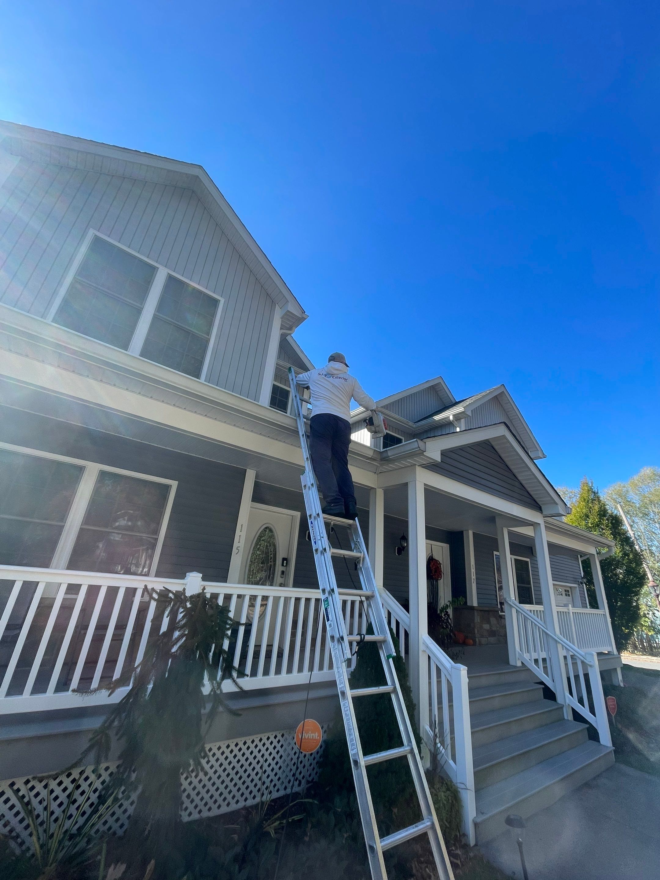 Commercial Gutter Cleaning by SJ Exterior