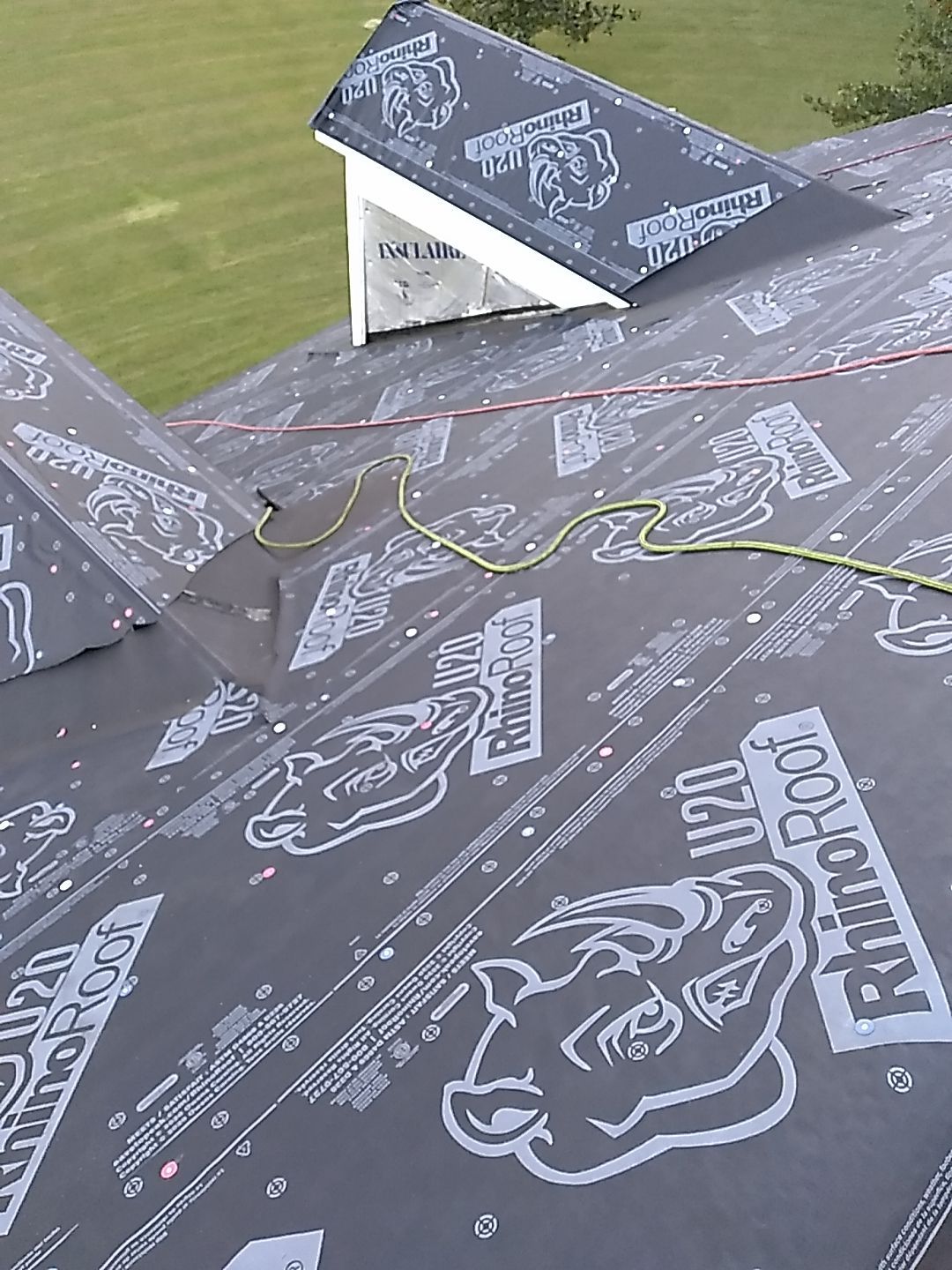 Residential Roofing Installation using Owens Corning Oakridge- Williamsburg Gray by Indigo State Roofing