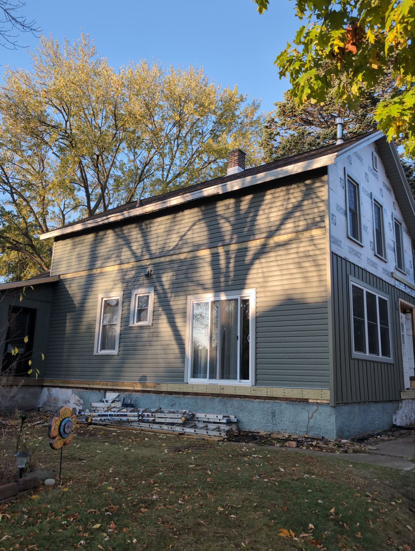 FULL HOME SIDING MAKEOVER SHEBOYGAN  by Gellings Roofing & Siding