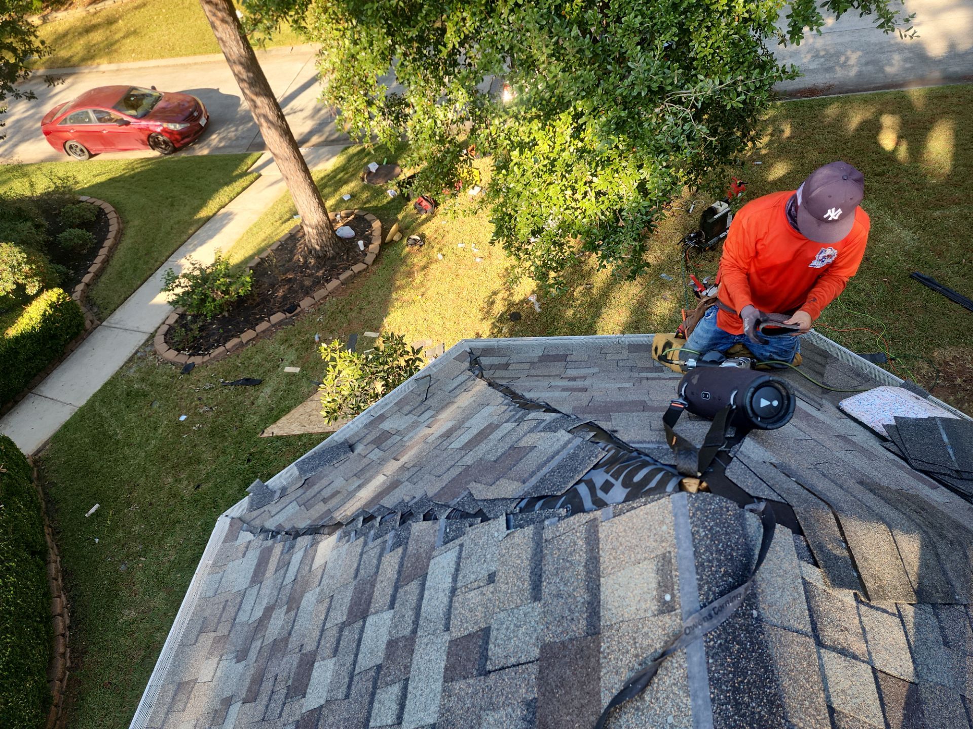 Residential Roofing Installation using Owen's Corning Duration (Lifetime) Shingles by Roof Repair Company