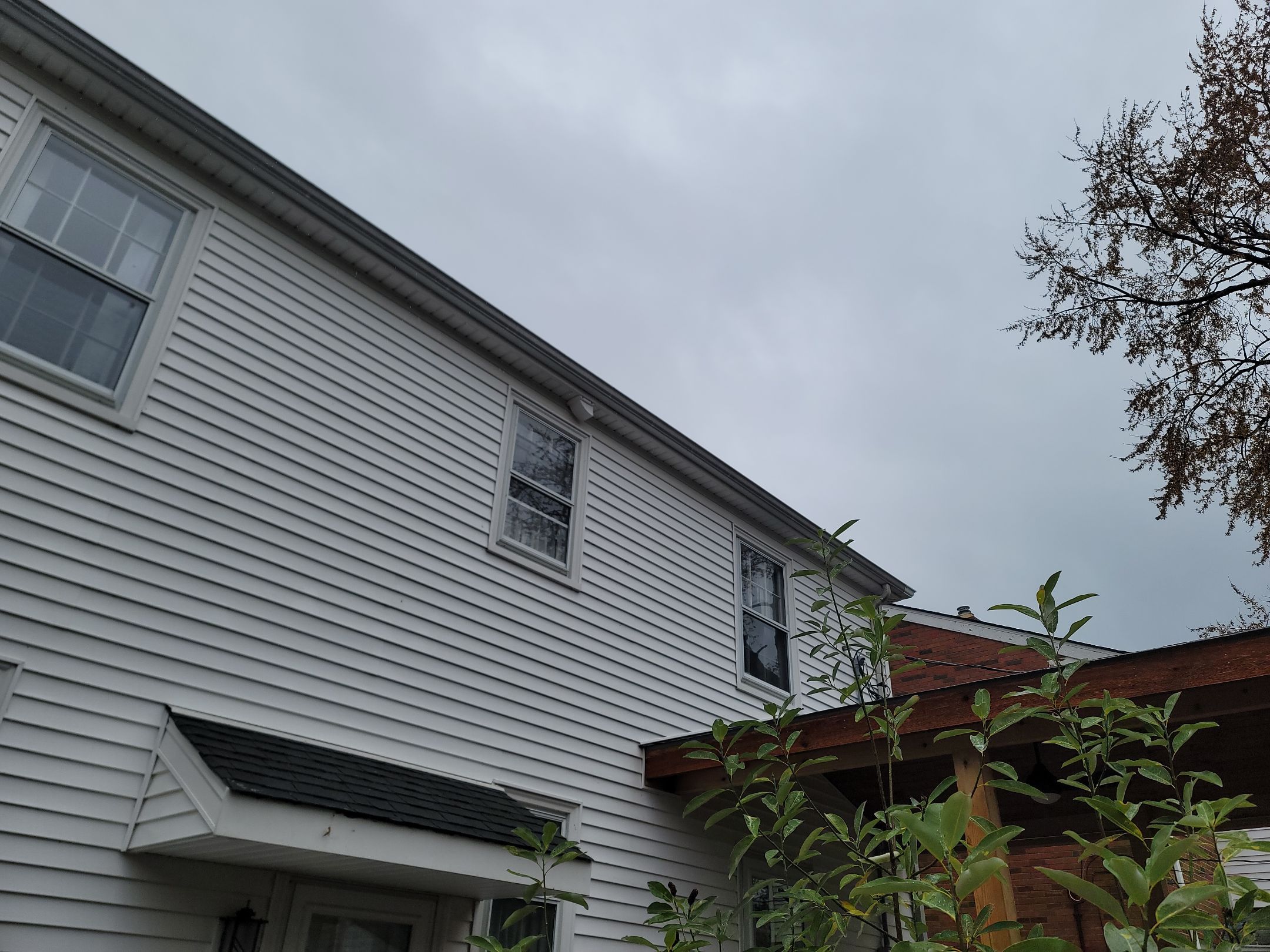 Owens Corning Duration Designer, Color, Pacific Wave, Drip Edge, Birch White by Eagle Eye Roofing