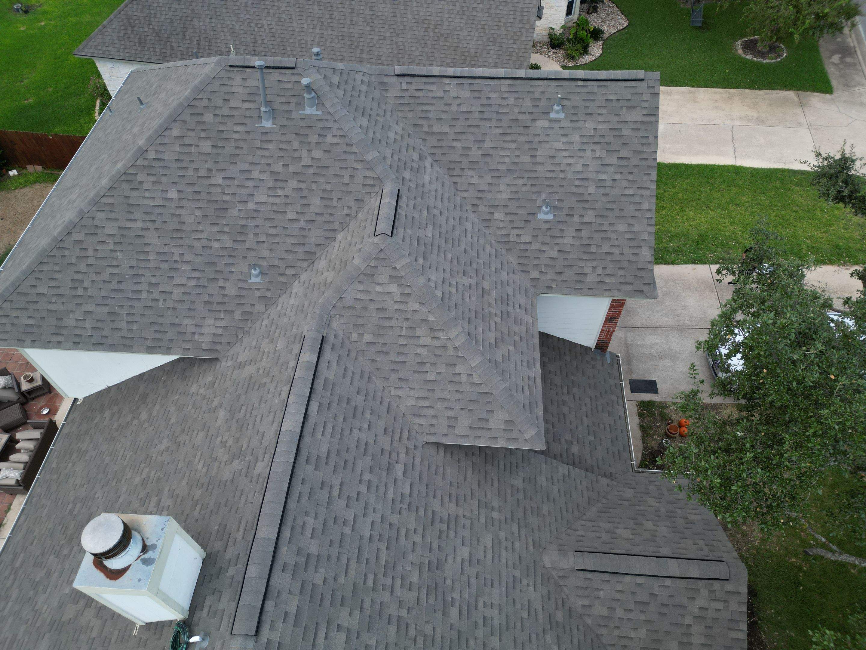 Weathered Wood - Malarkey Highlander by RoofsOnly.com