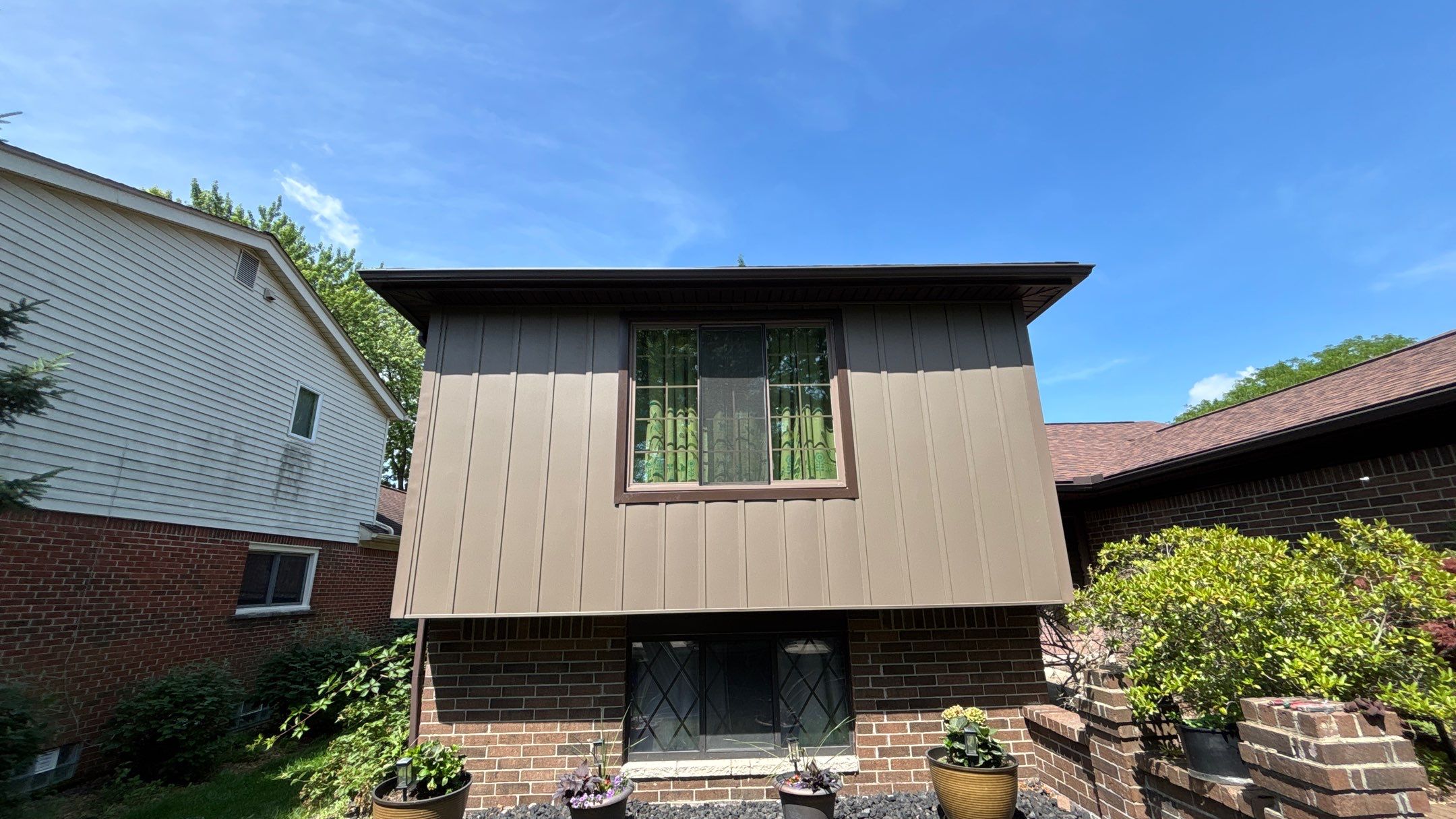 Siding Installation using Ascend 7" Composite Flagship Brown by 180 Contractors