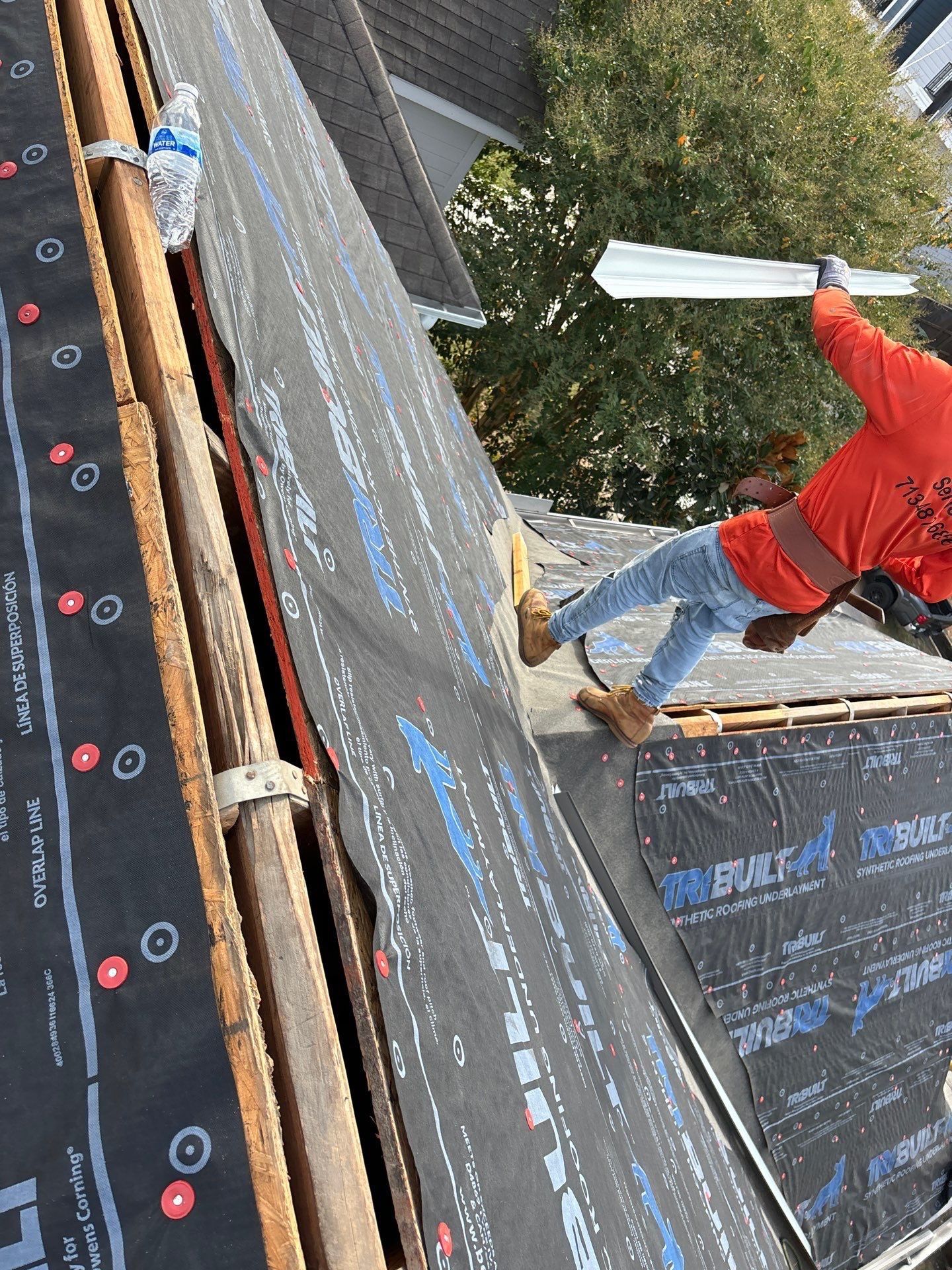 Residential Roofing Installation using Owen's Corning Duration (Lifetime) Shingles by Roof Repair Company