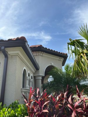 Musket Brown Seamless Gutters using Musket Brown Seamless Gutters in Brudenton