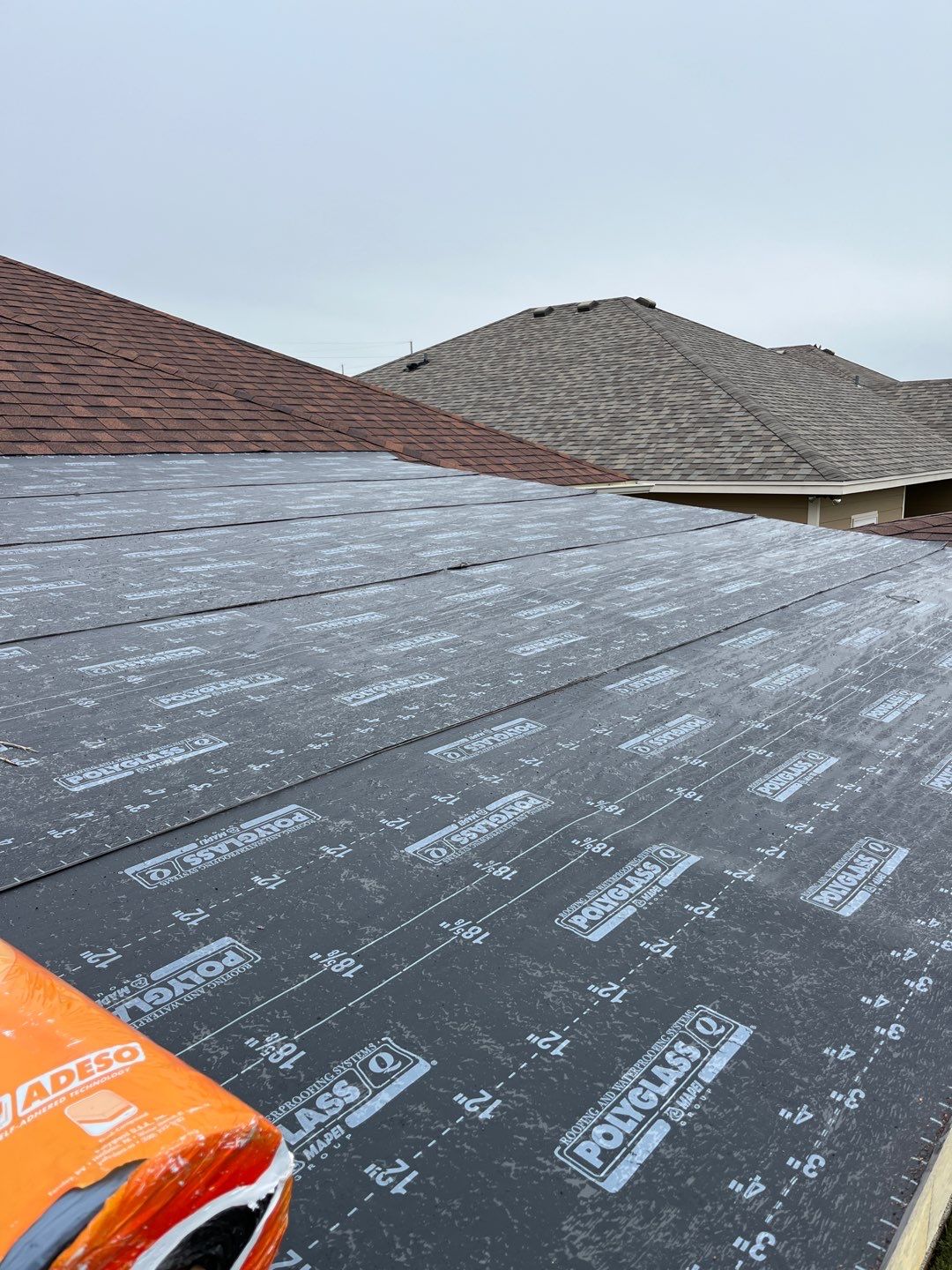 Retirement Shade  by Bayfront Roofing and Construction