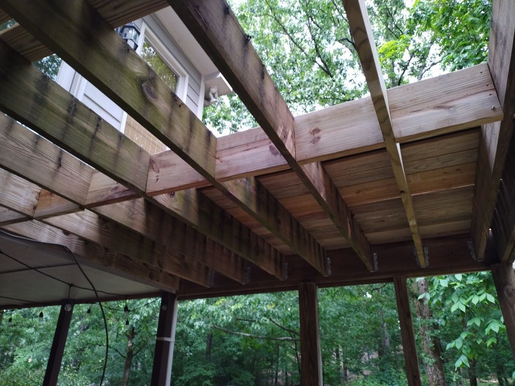 South Trace - Deck Installation  by Pillar and Pine