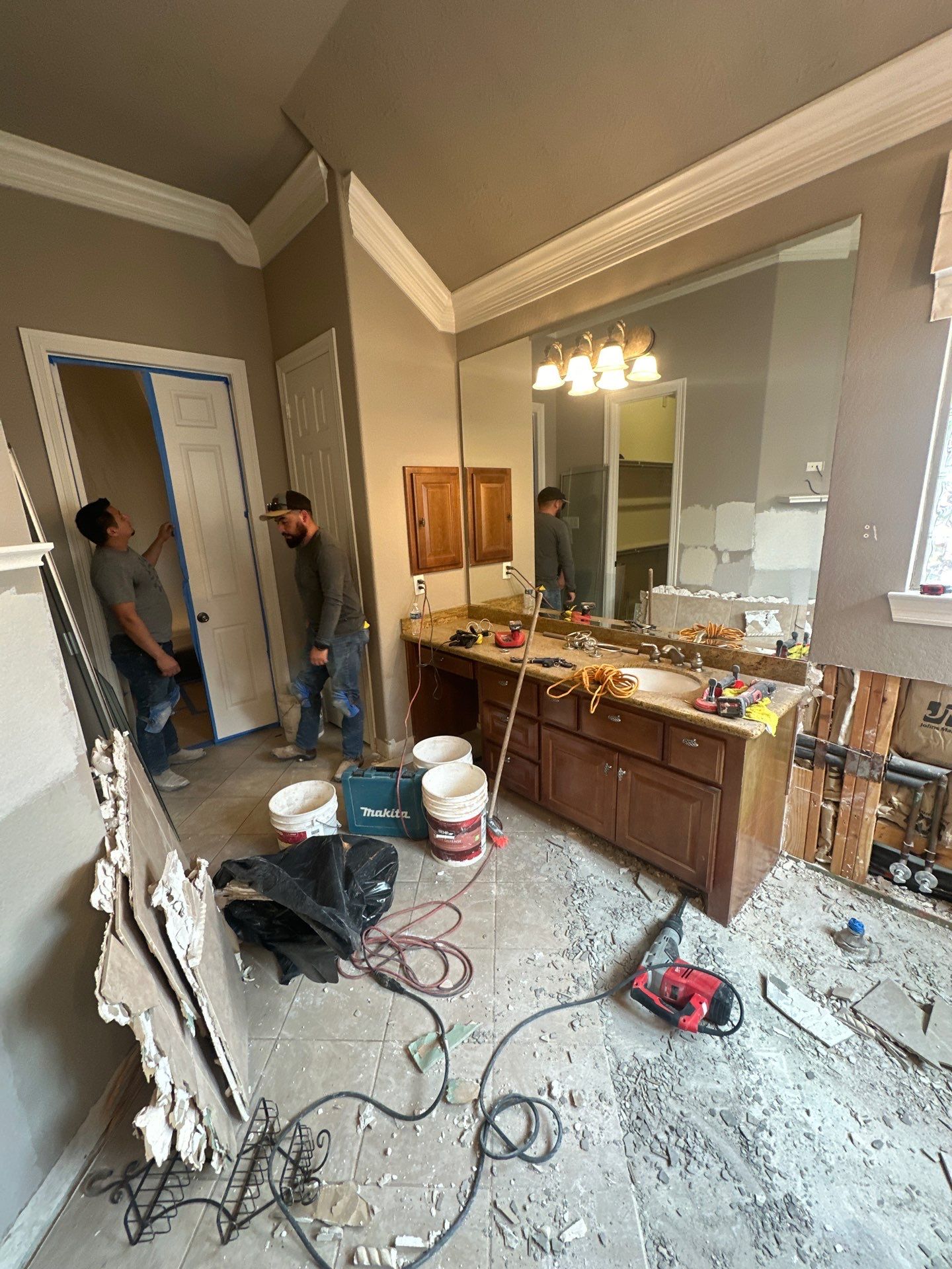 Bathroom Remodel and Closet in Cinco Ranch, TX by SophAlx LLC