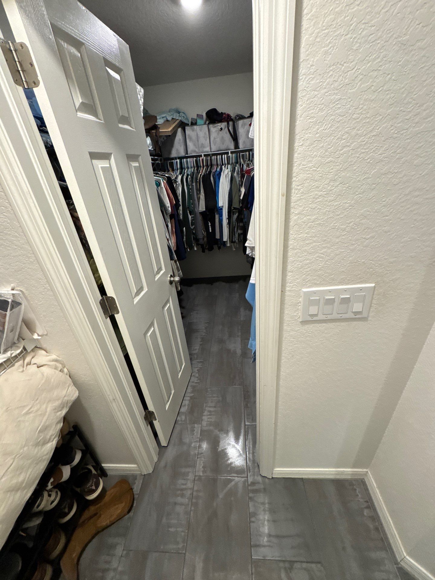 Tile by Vrmmm Flooring
