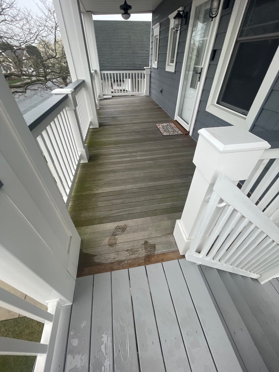 Building Wash, Decks, Railings & concrete by SJ Exterior