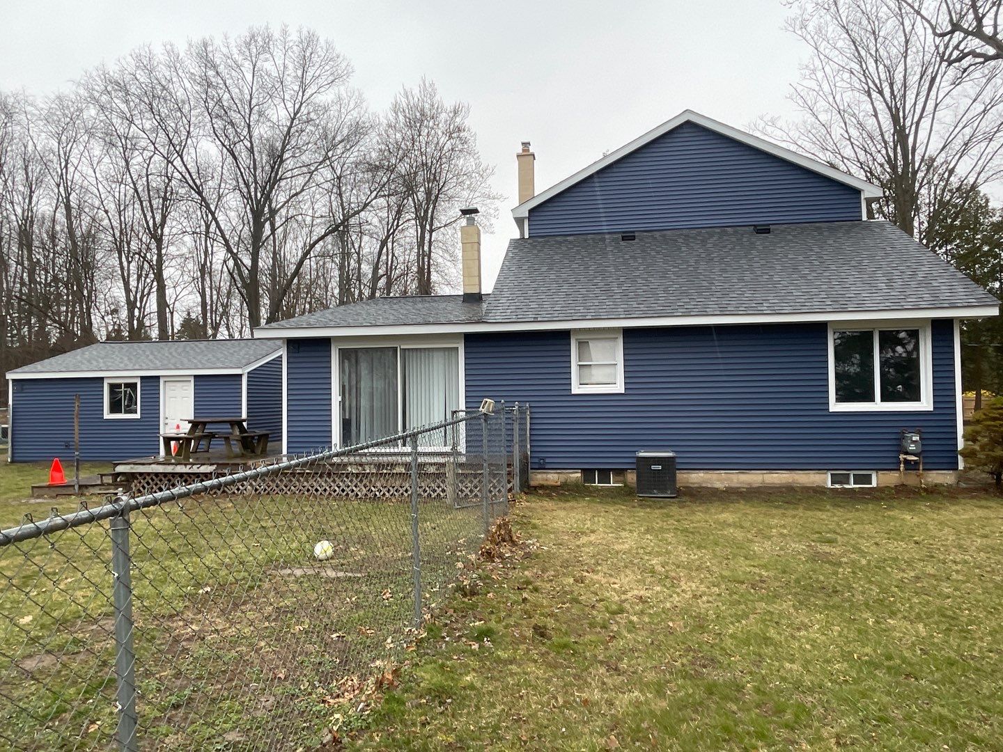 Siding Replacement using CertainTeed Restoration Classis D4 by 180 Contractors