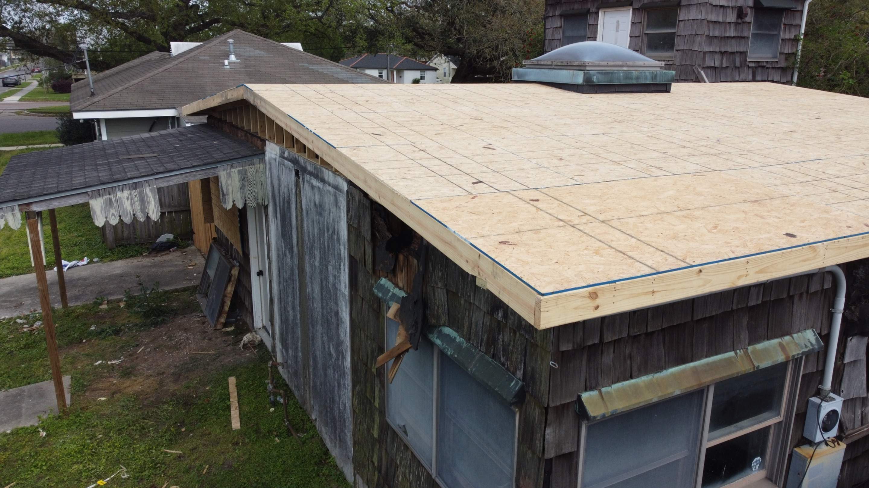 Roof Replacement in New Orleans by HDS Contractors