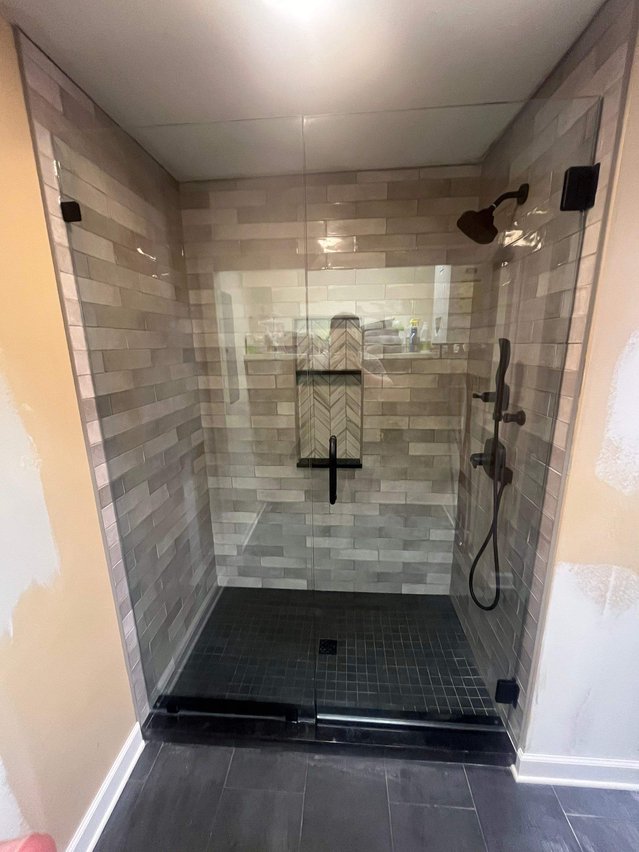 Shower Pictures by Custom Glass Service