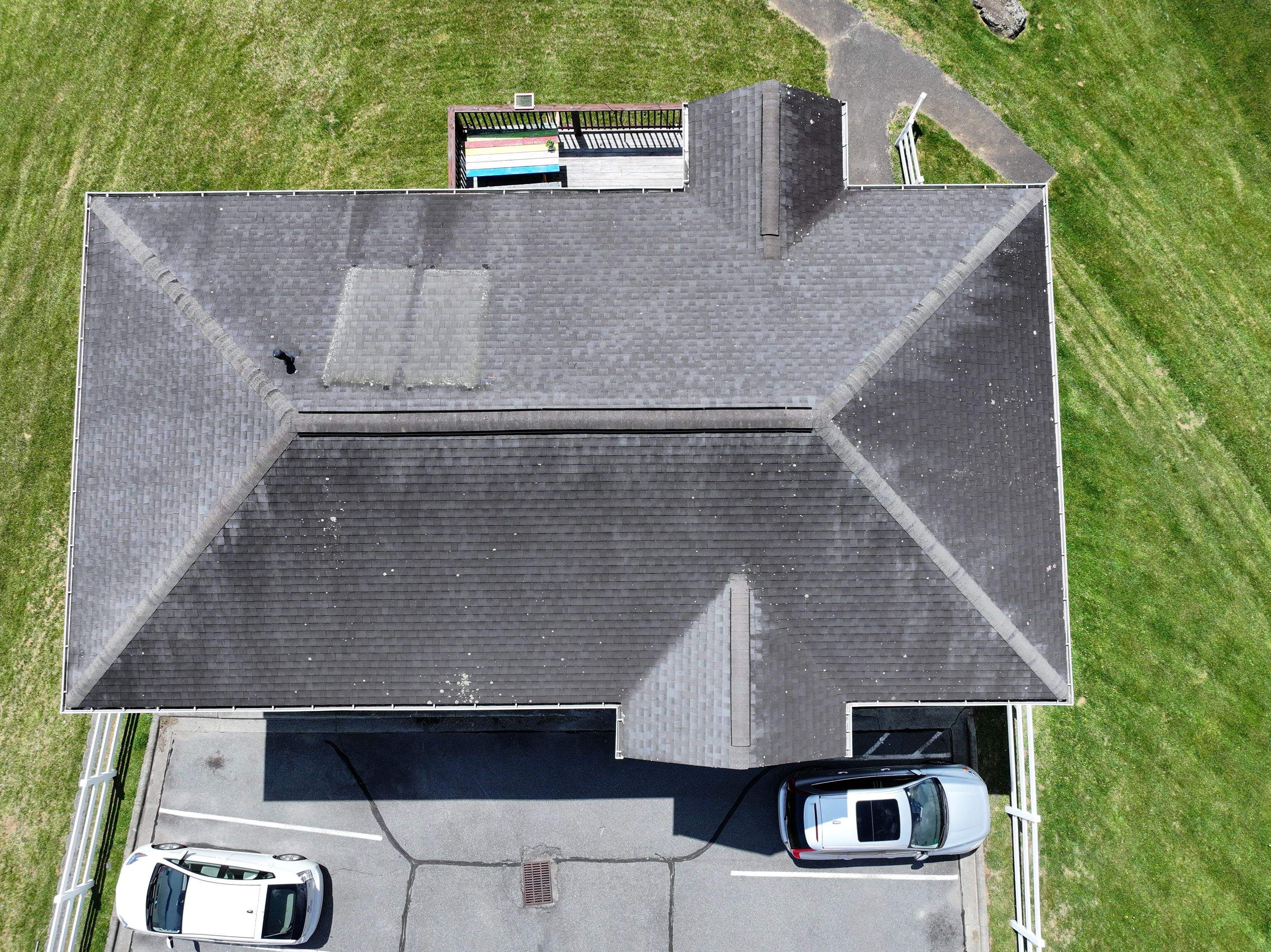 Kensington Meadows 160 by Omnia Roofing
