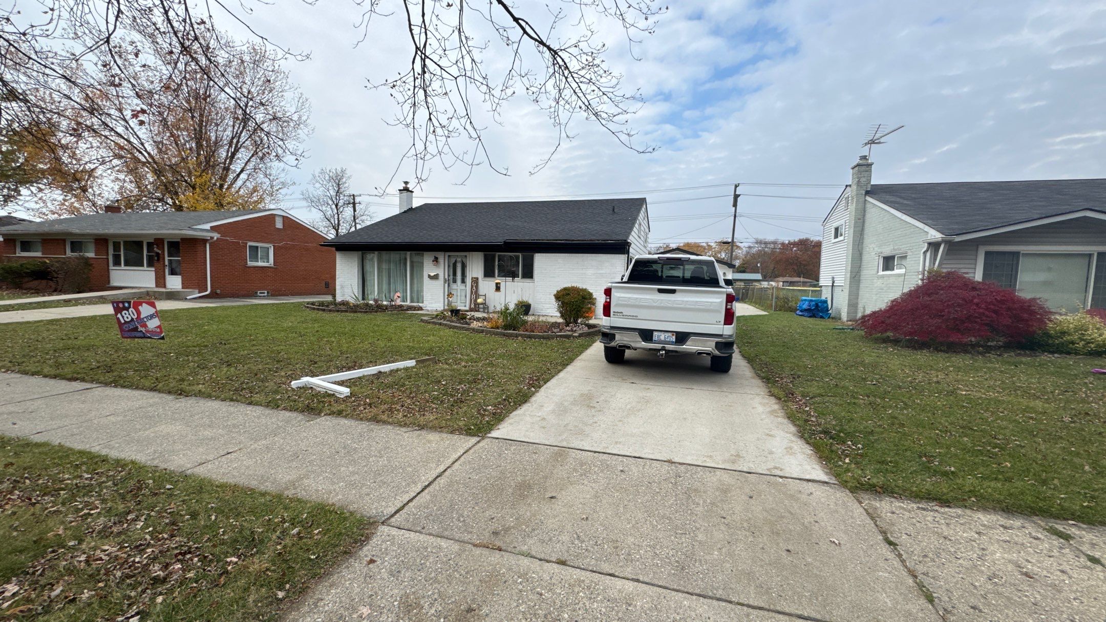 Roof Replacement using Owens Corning Onyx Black by 180 Contractors