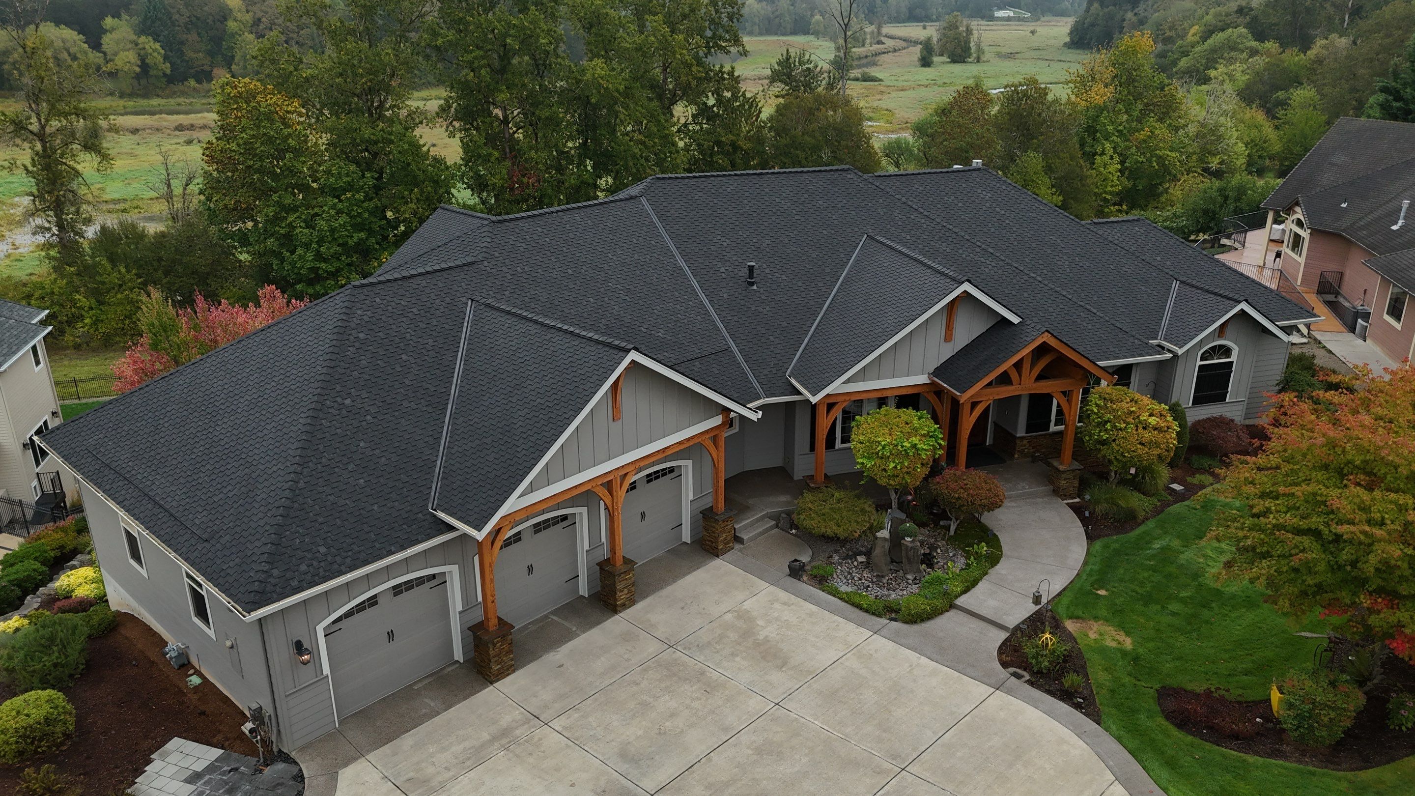 Carbon Presidential Woodcrest | Roof Replacement in Vancouver, WA 98685 by Valiant Roofing, LLC