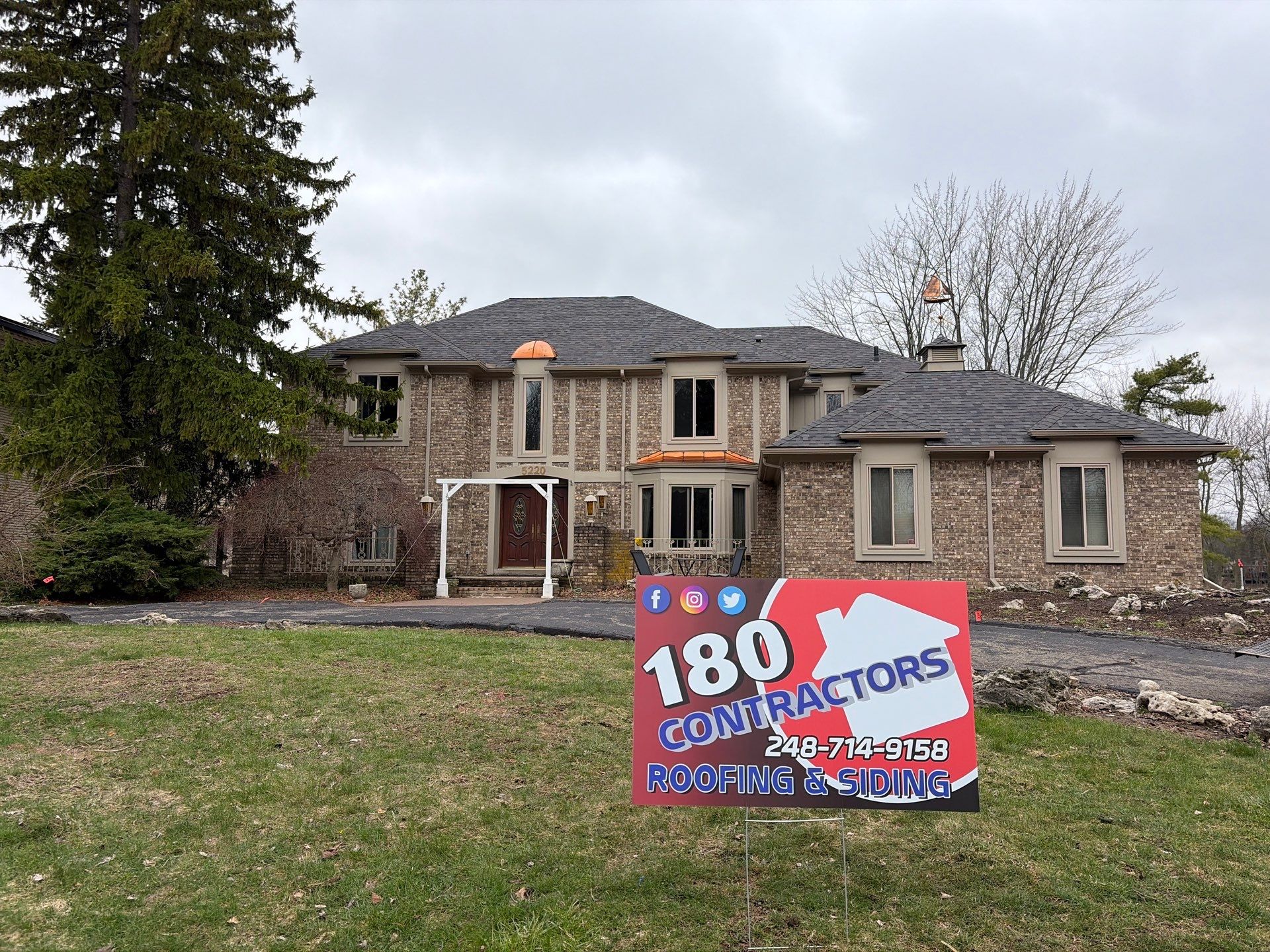 Roof replacement using Owens Corning Starter Shingles by 180 Contractors