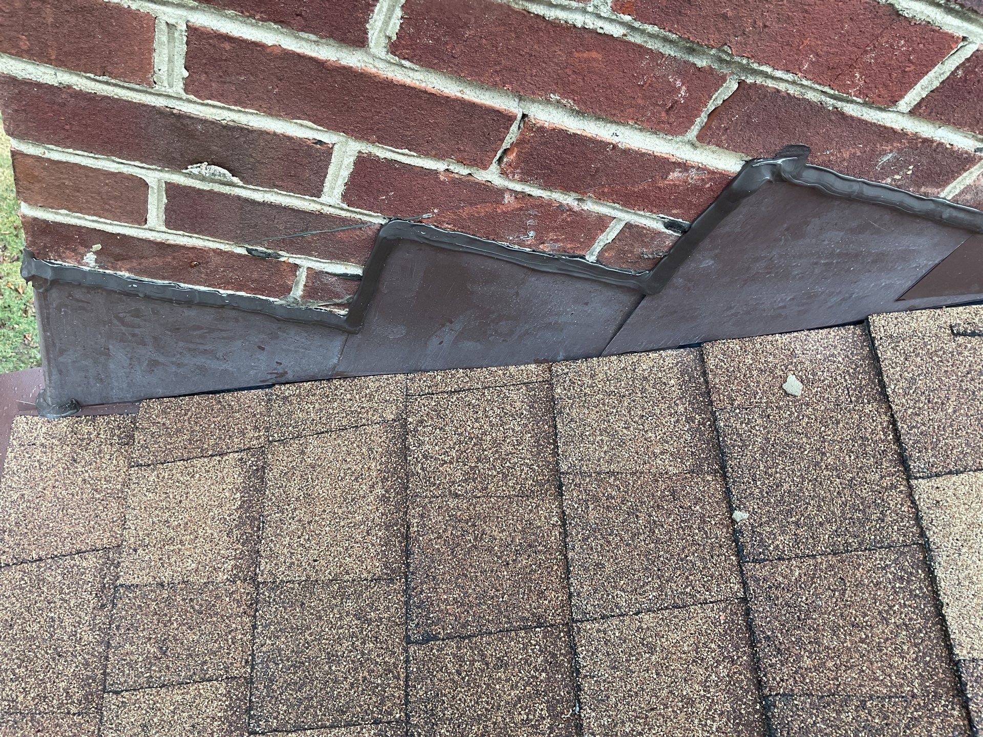 Springfield CertainTeed Landmark in Resawn Shake by RM Banning, Inc.