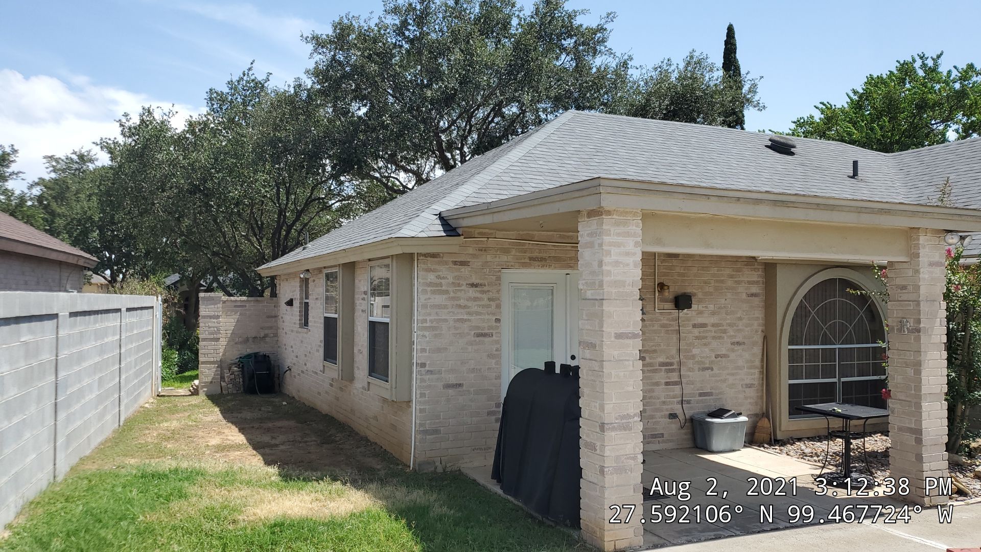 Residential Roofing Installation using Owens Corning - Oakridge by JM Flores Roofing & Construction, Inc