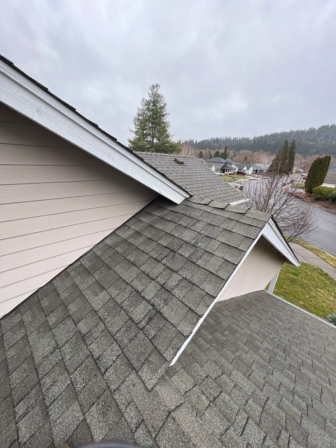 Residential Remodel using Malarkey Highlander by Orezona Building & Roofing Company, Inc.