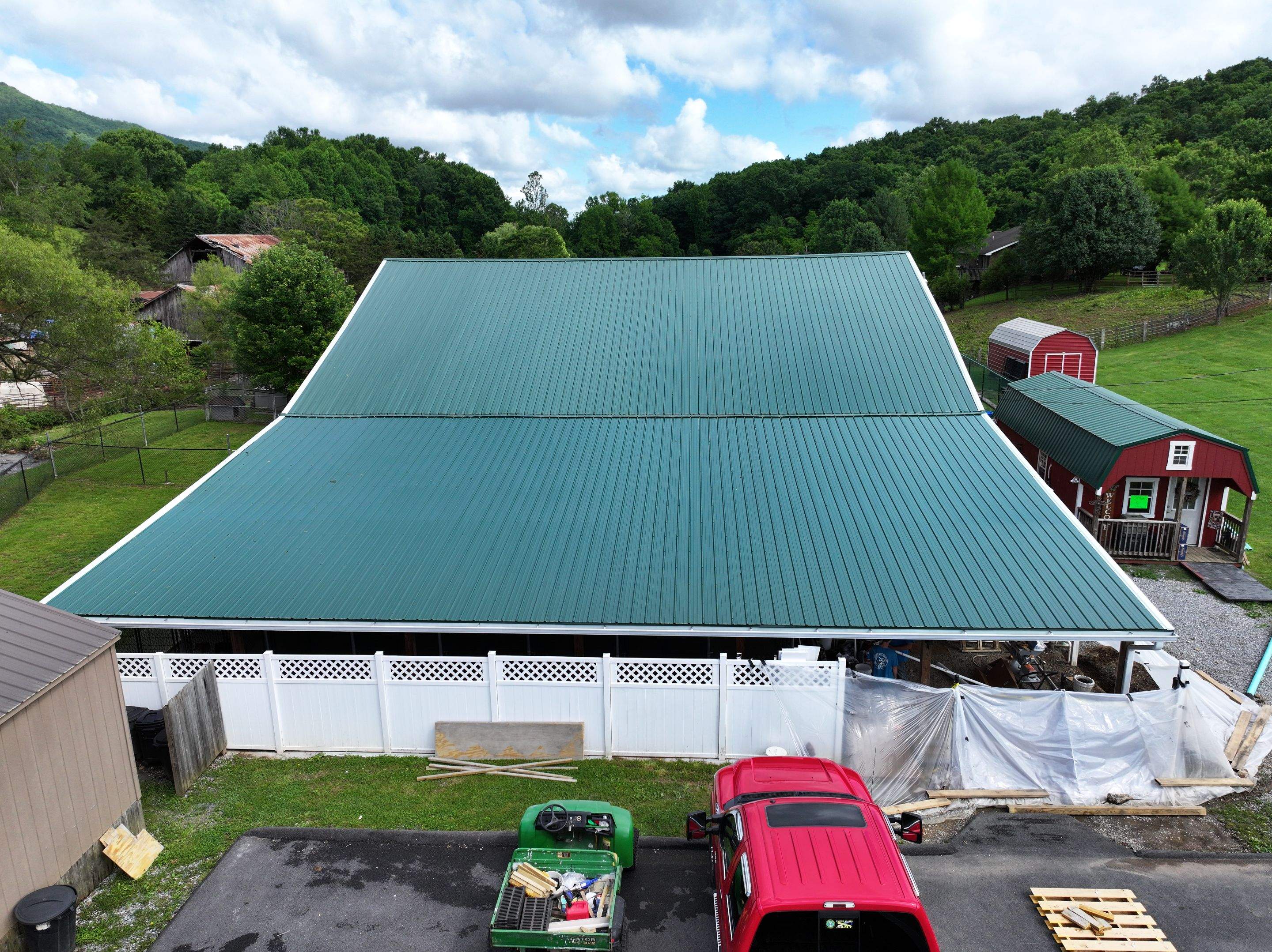 Paddle Creek Pet Ranch by Omnia Roofing