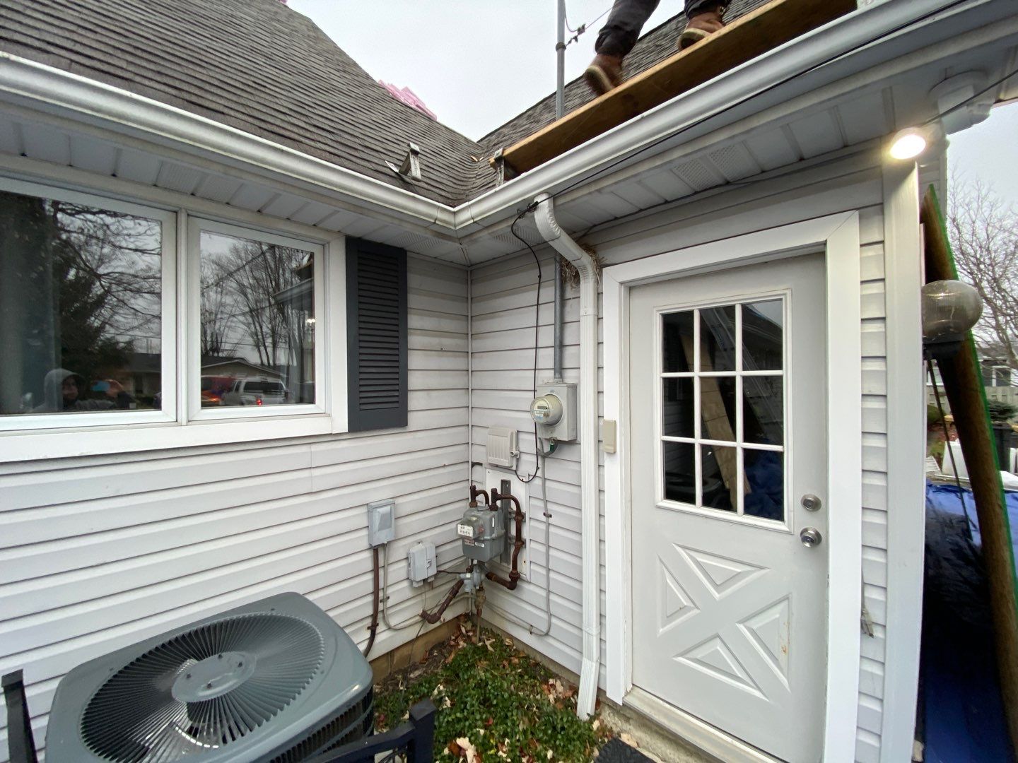 Roof Replacement using Owens Corning by 180 Contractors