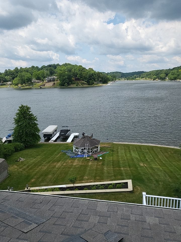 ATLAS PINNACLE HP W/SCOTCHGARD COLOR: WEATHERED WOOD by Eagle Eye Roofing