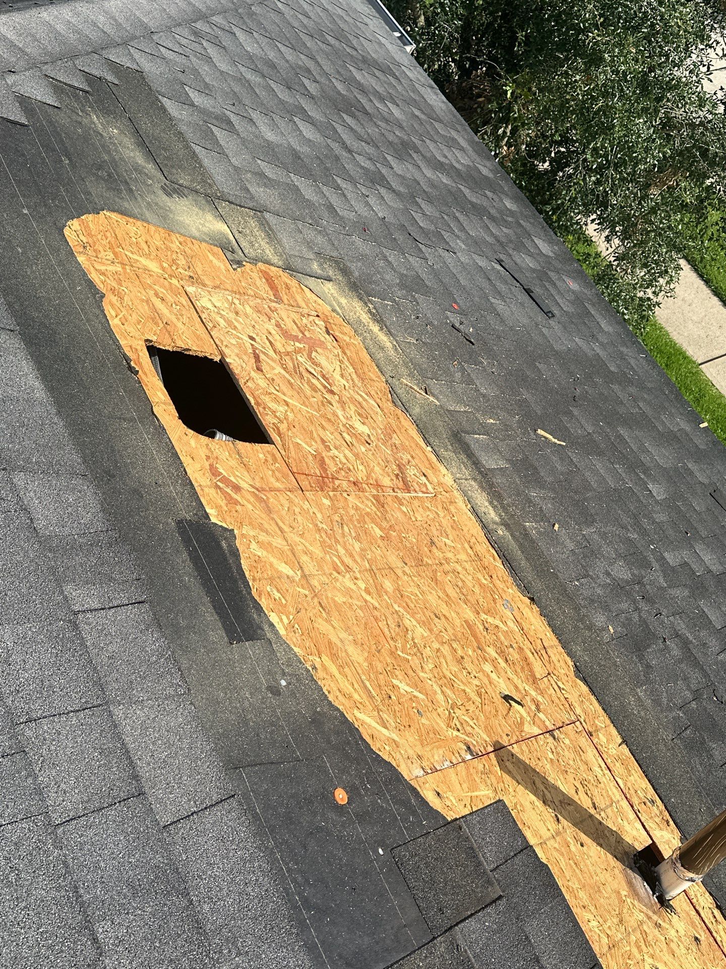Hail Damage using Owen's Corning Duration (Lifetime) Shingles by Roof Repair Company