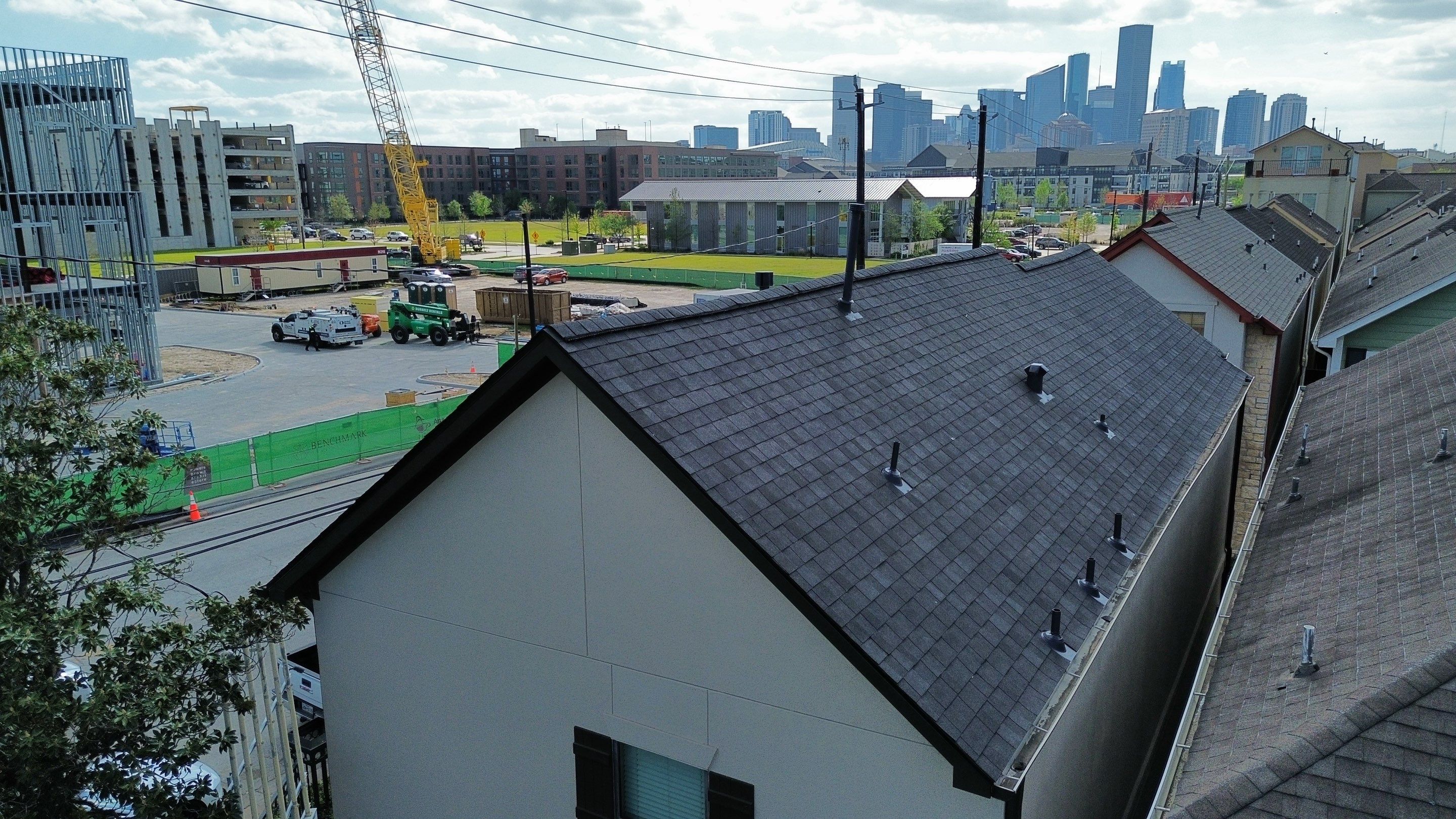 Houston Roof Installation using Atlas Pinnacle Pristine by Modern BYLT Roofing & Construction