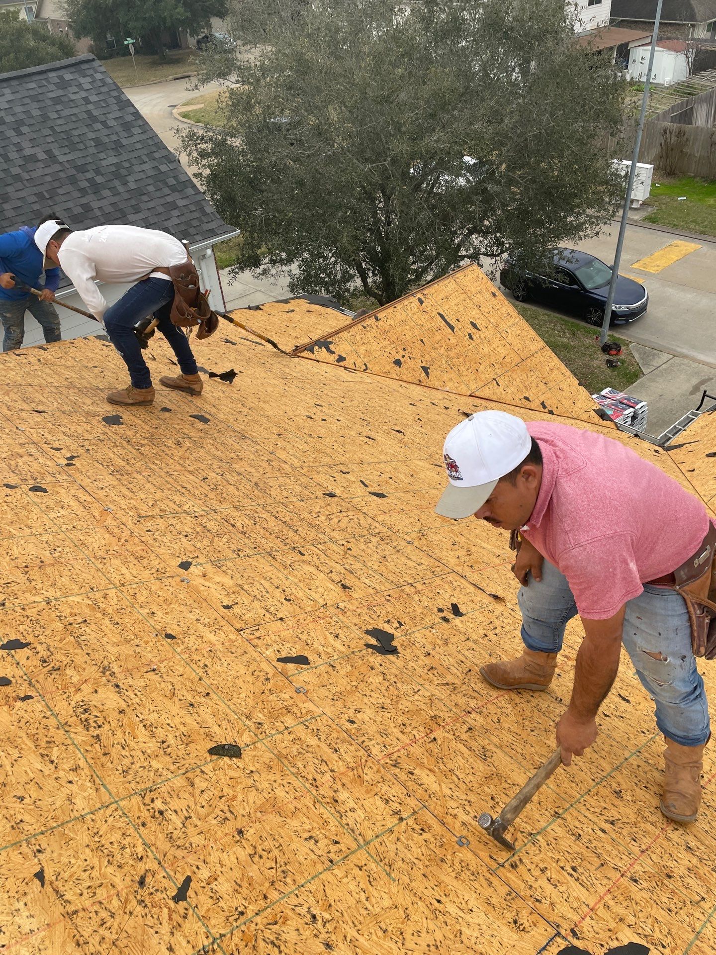 Residential Roofing Installation using Owen's Corning Duration (Lifetime) Shingles by Roof Repair Company