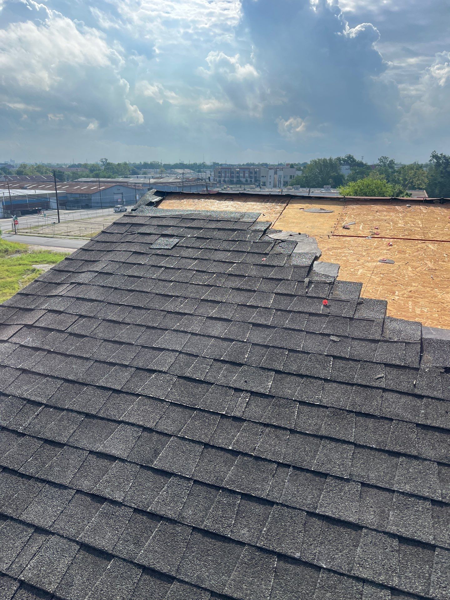 Residential Roofing Installation using Owen's Corning Duration (Lifetime) Shingles by Roof Repair Company
