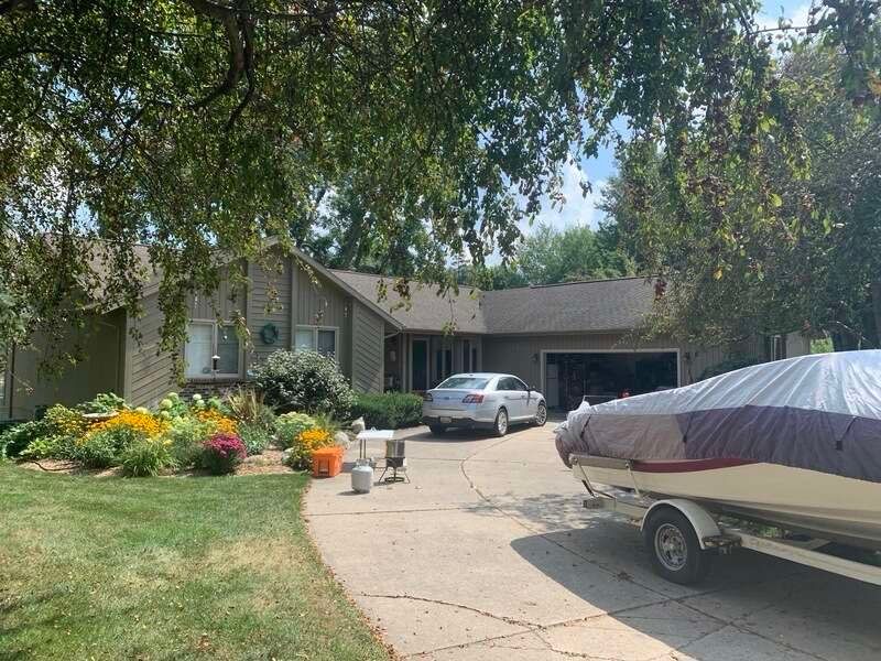 Siding On The Lake in Laingsburg by Acme Exteriors