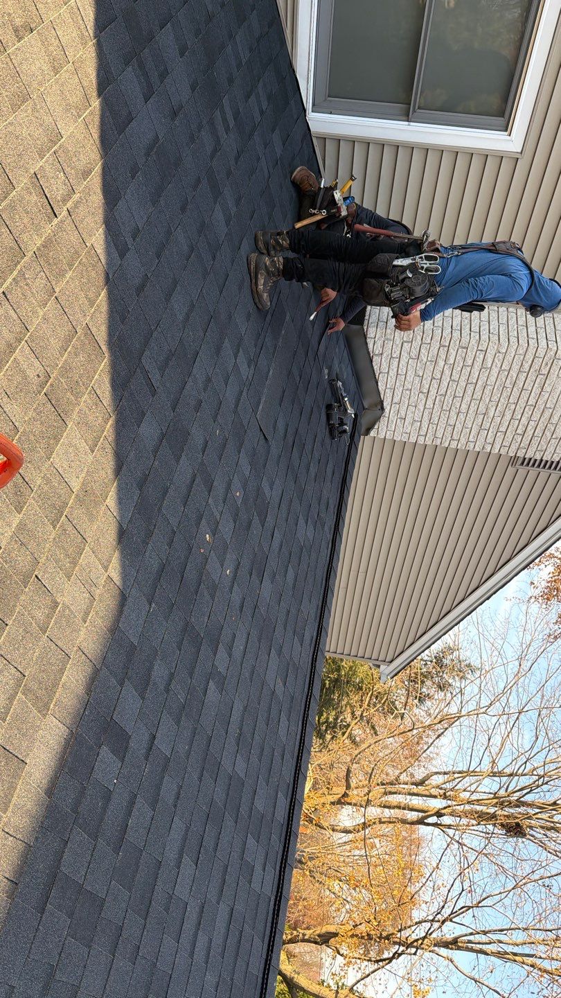 Roof Replacement using Owens Corning Onyx Black by 180 Contractors