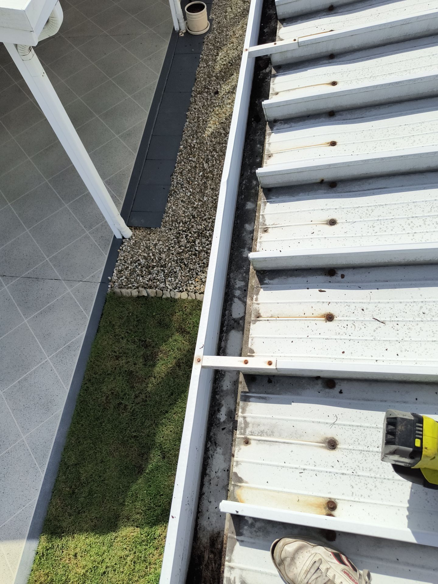 Professional Gutter Cleaning in Venice FL by Gutter Professors