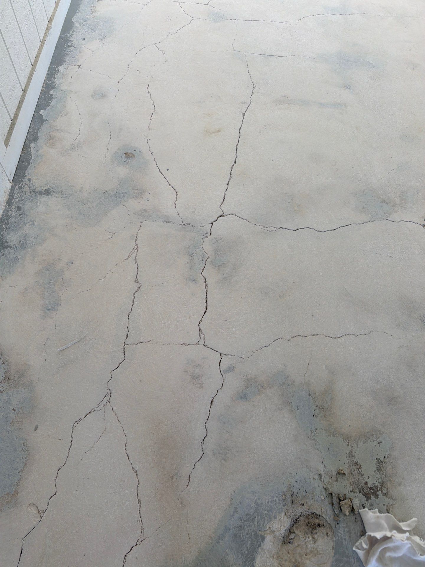 “Tidal Wave” Carport Garage in Marathon, FL by Tropical Epoxy Coatings & Creations LLC