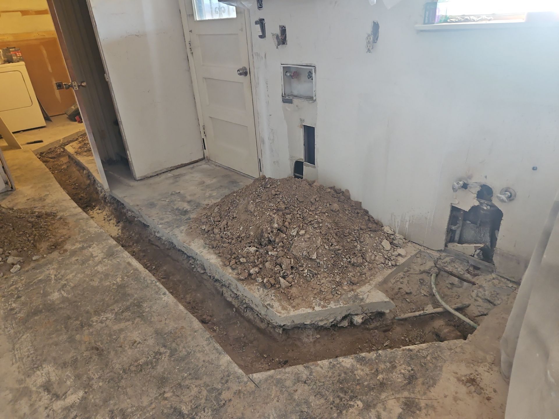 Full Renovation near Fox Plaza by Regal Renovate