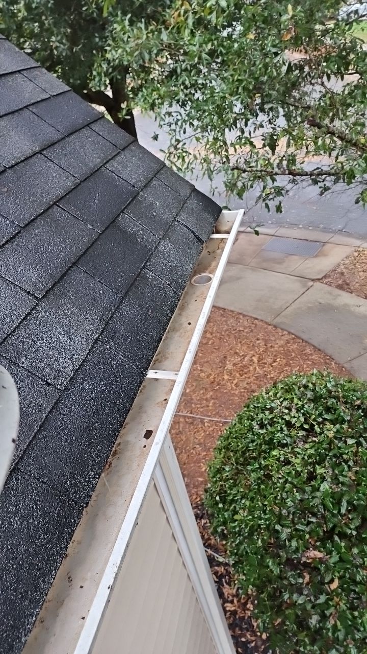 House Wash using cleaner by Power Wash Masters LLC
