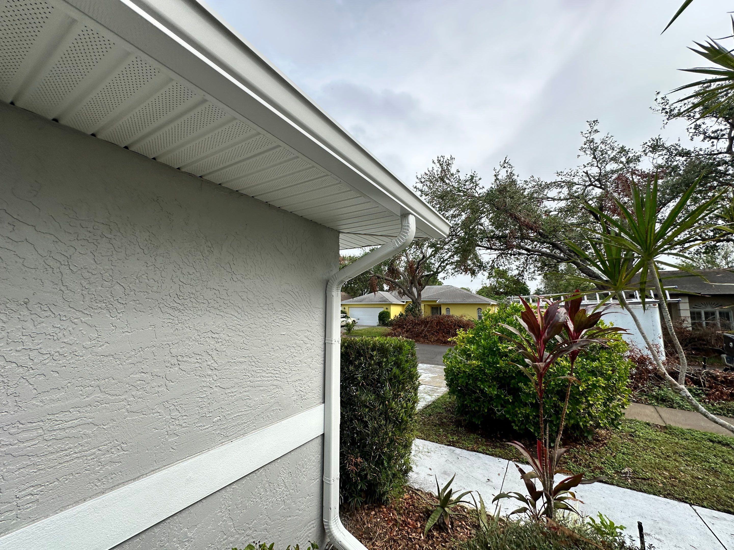 Install Vinyl Soffit in Sarasota FL by Gutter Professors