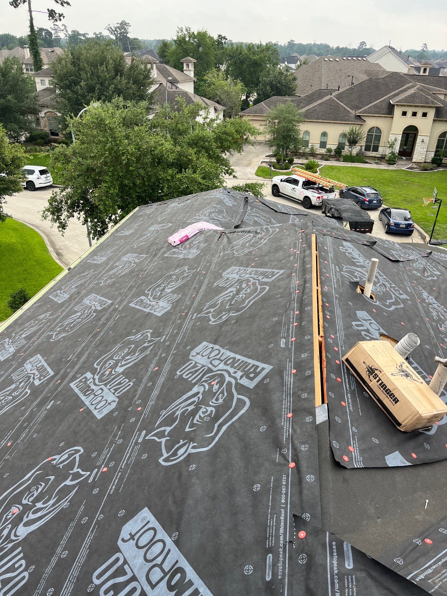 Residential Roofing Installation using Owen's Corning Duration (Lifetime) Shingles by Roof Repair Company