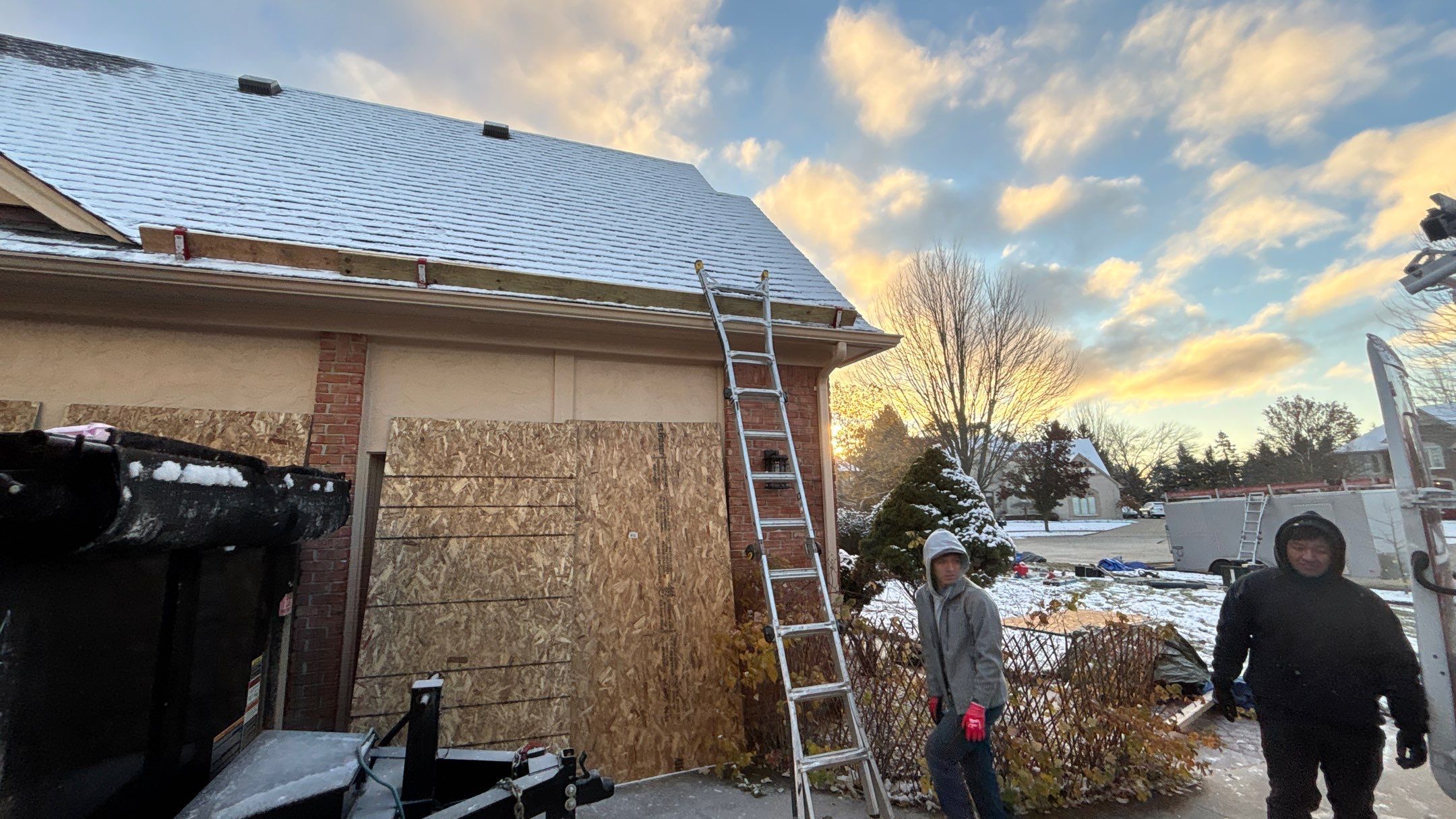 Roof Replacement using Owens Corning Williamsburg Grey by 180 Contractors