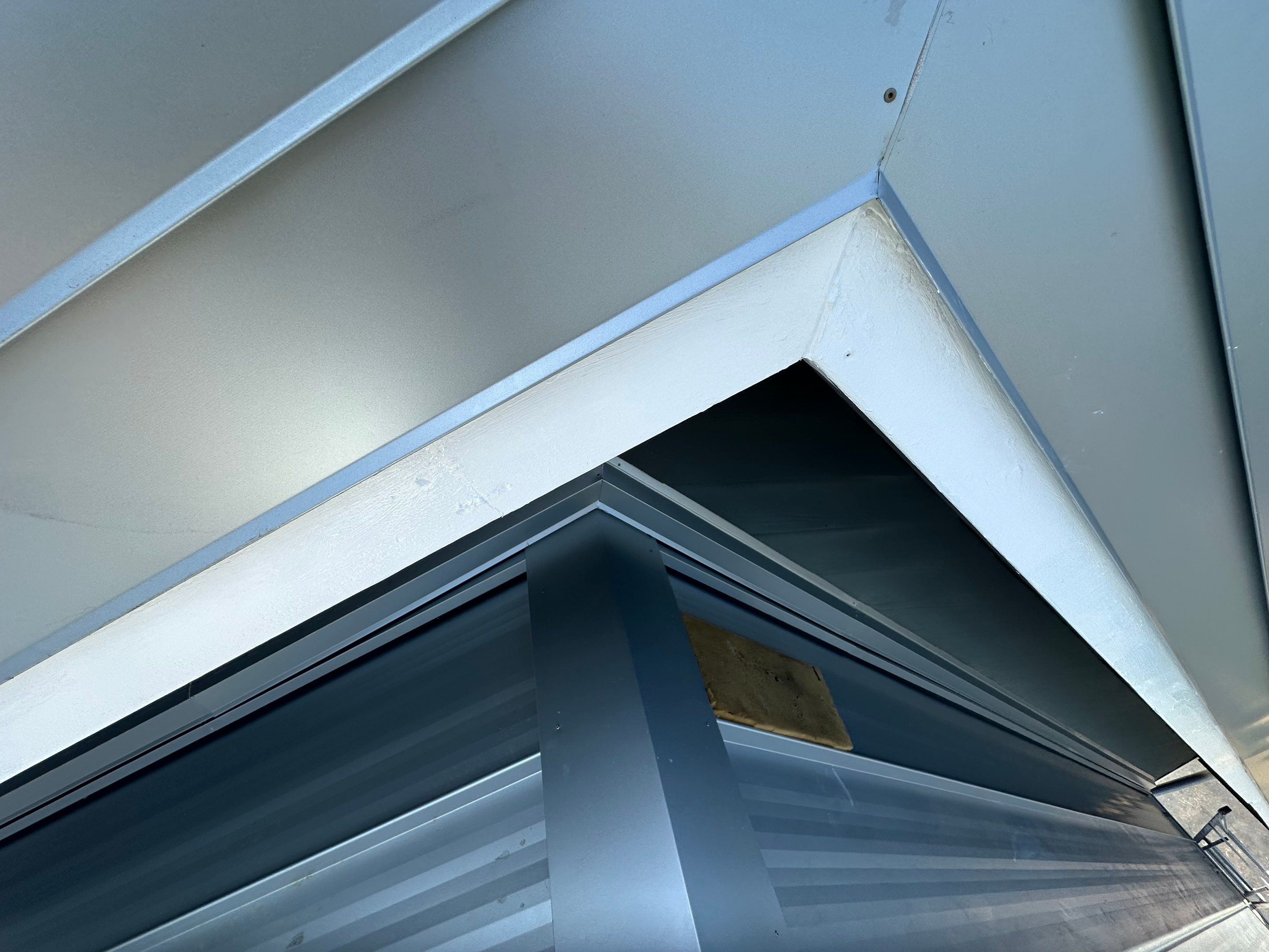 Commercial Exterior Update – Slim Chickens by Quality Coats Painting