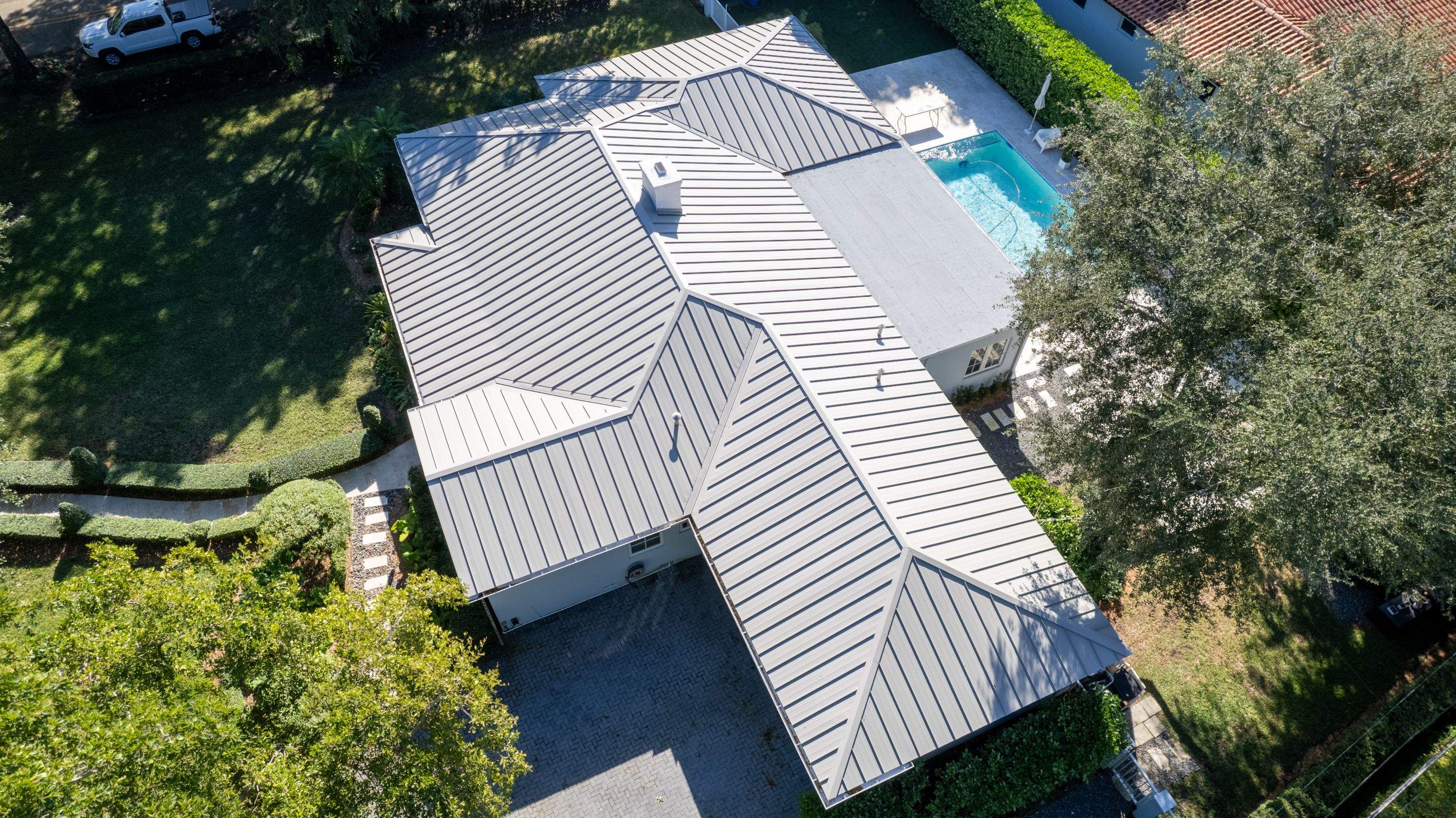 Metal Roof - Galvalume - Ash Gray by Istueta Roofing