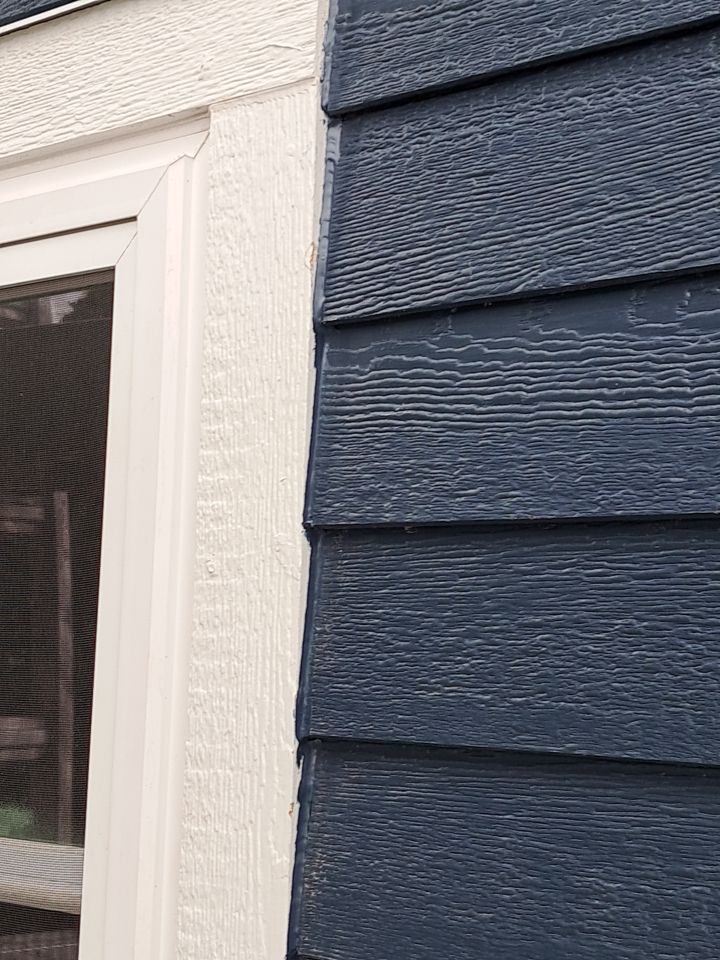 Siding and Window Replacement in Plymouth, WI by Gellings Roofing & Siding