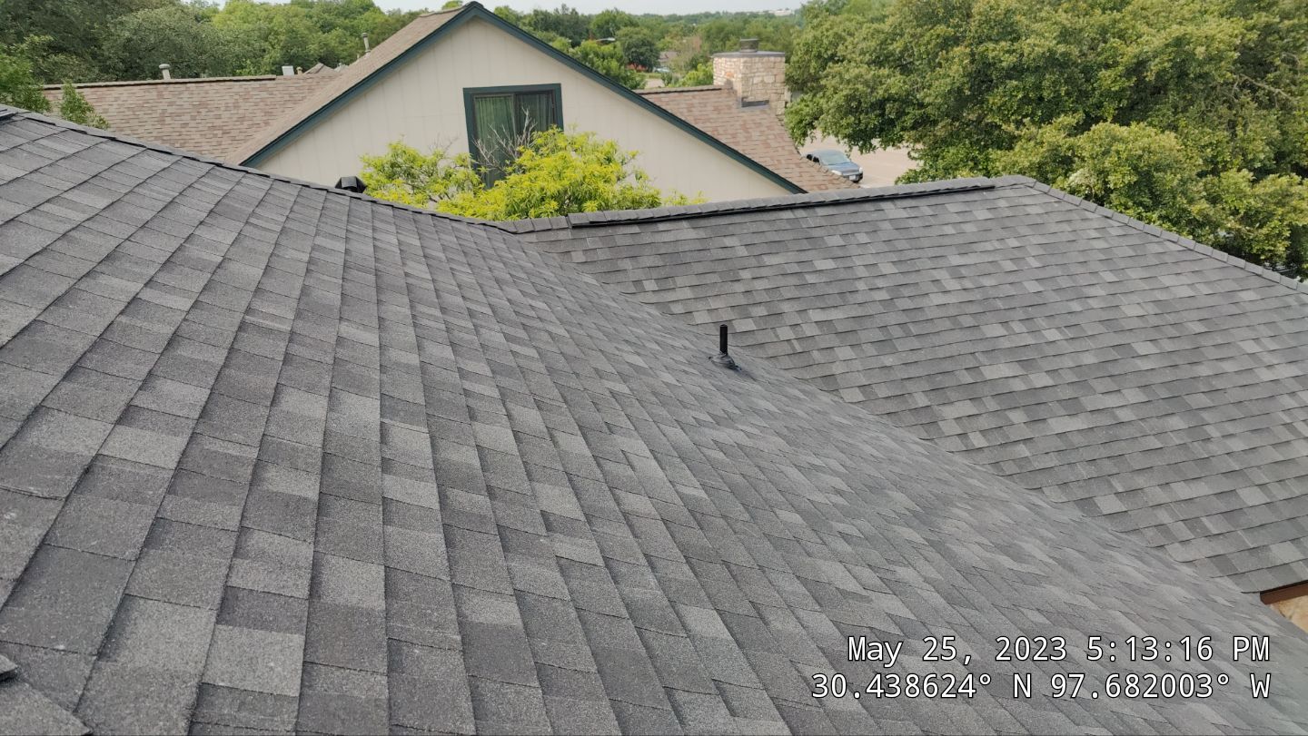 Residential Roofing Installation using Owens Corning Oakridge Onyx Black by DeZign Roofing & Exteriors