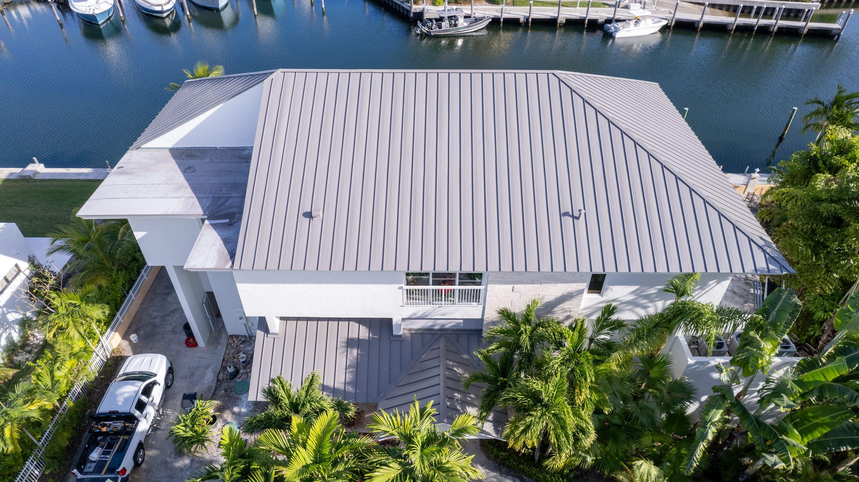 Metal Roof - Aluminum - Slate Gray by Istueta Roofing
