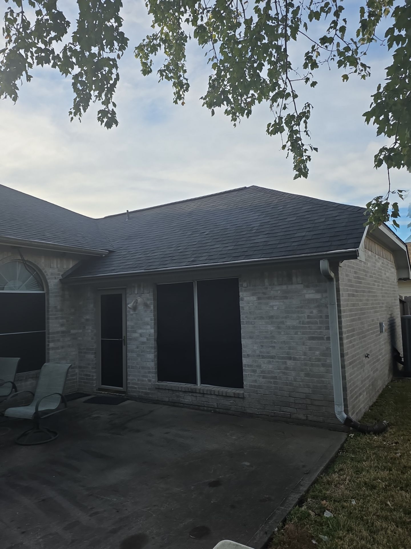 Residential Roof Replacement using OWENS CORNING OAKRIDGE by Elite Roofing LLC