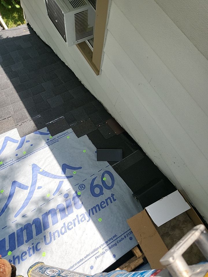 ATLAS PINNACLE COLOR: BLACK SHADOW by Eagle Eye Roofing