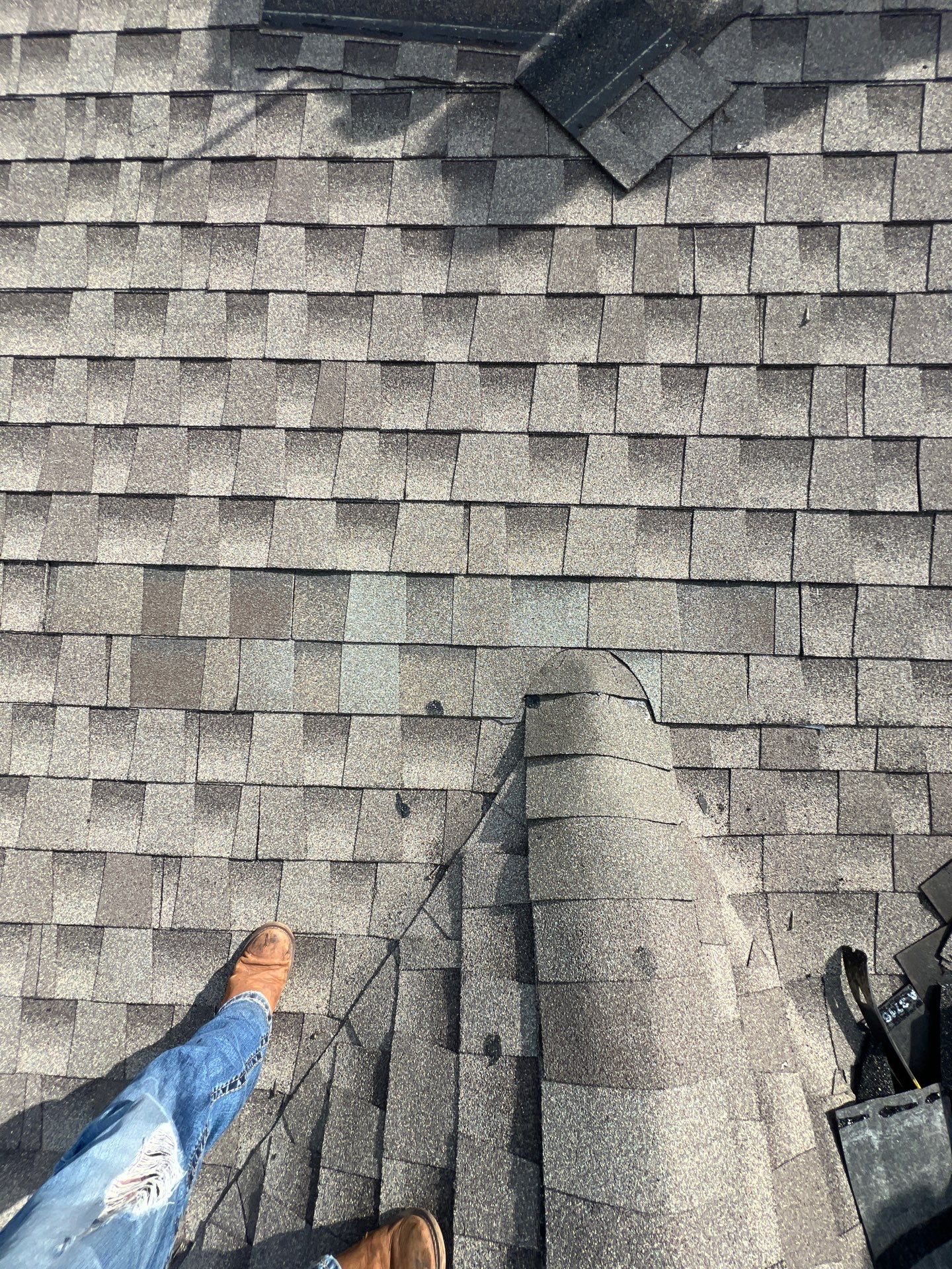 Hail Damage using Owen's Corning Duration (Lifetime) Shingles by Roof Repair Company
