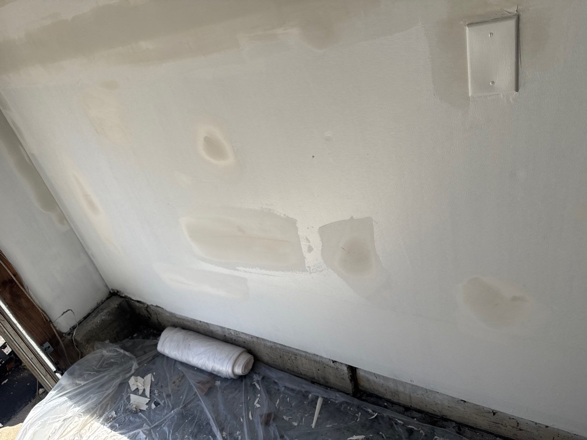 Interior Painting using Sherwin Williams  by La Bendicion Contruction Llc