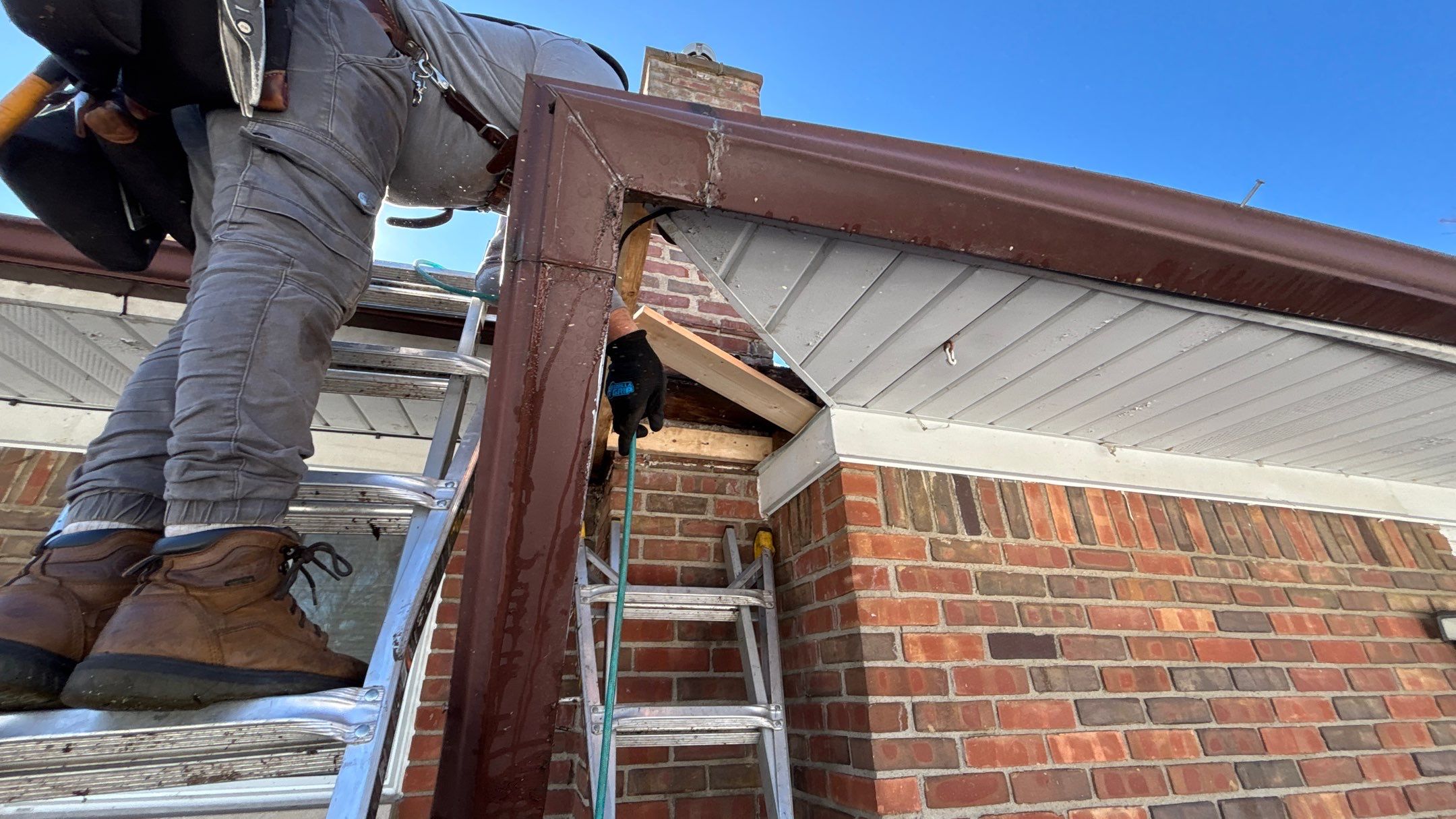 Roof Replacement using Owens Corning Brown Wood by 180 Contractors